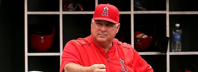 Mike Scioscia, rey supremo en el caos de Los Ángeles Angels