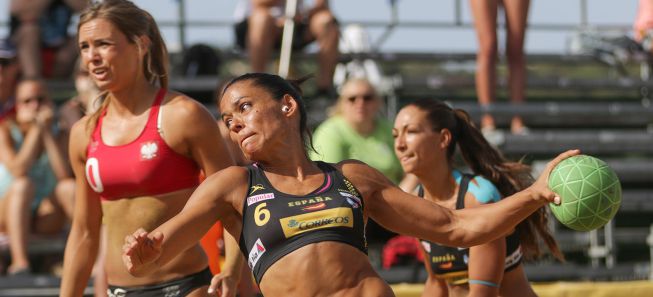 Las chicas lucharán por la medalla de bronce