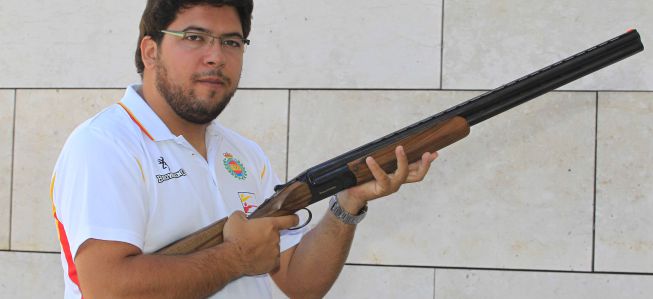 Alberto Fernández, plata en foso olímpico y billete a Río-16
