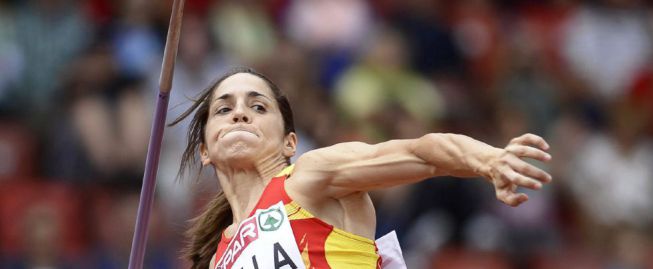 Mercedes Chilla will not go to Beijing due to a shoulder injury.