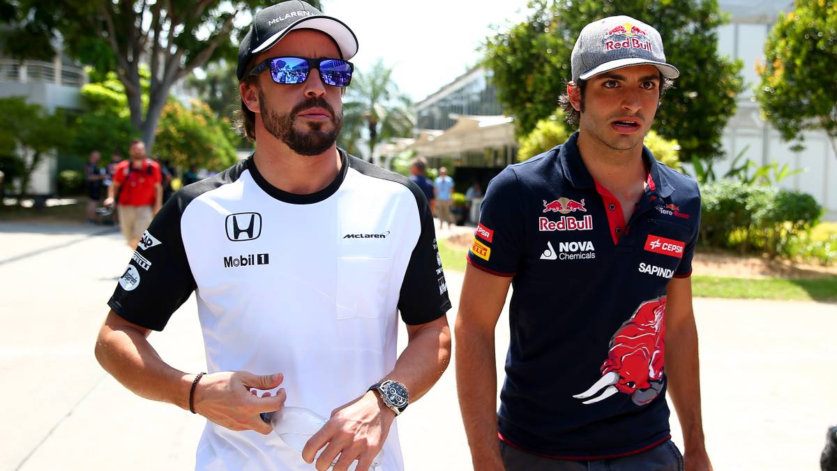 Carlos Sainz Jr y Alonso / Imagen vía: Diario AS Carlos Sainz Jr y Alonso / Imagen vía: Diario AS