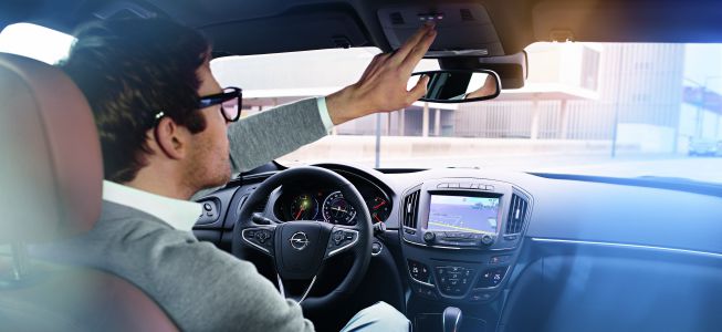 Opel mejora la conectividad de sus modelos con OnStar