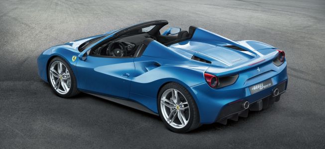 Ferrari estrena nuevo descapotable: 488 Spider