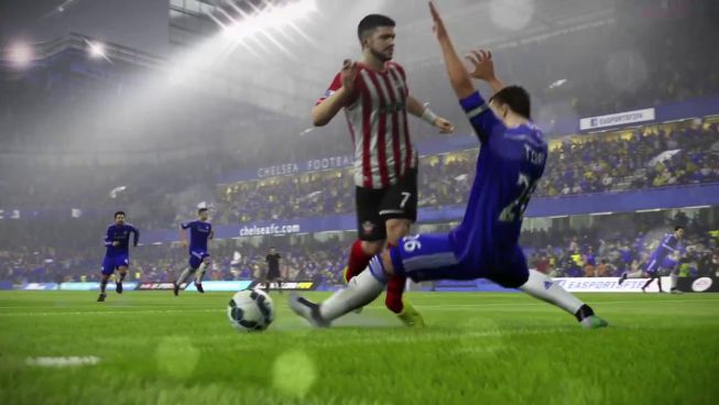 FIFA 16: Gameplay que muestra defensa, mediocampo y ataque