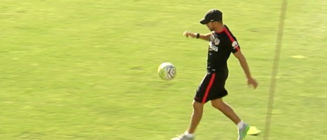 Simeone shows he's still got it in Atlético training session