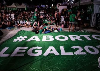 El Senado legaliza el aborto voluntario hasta la semana 14 de embarazo
