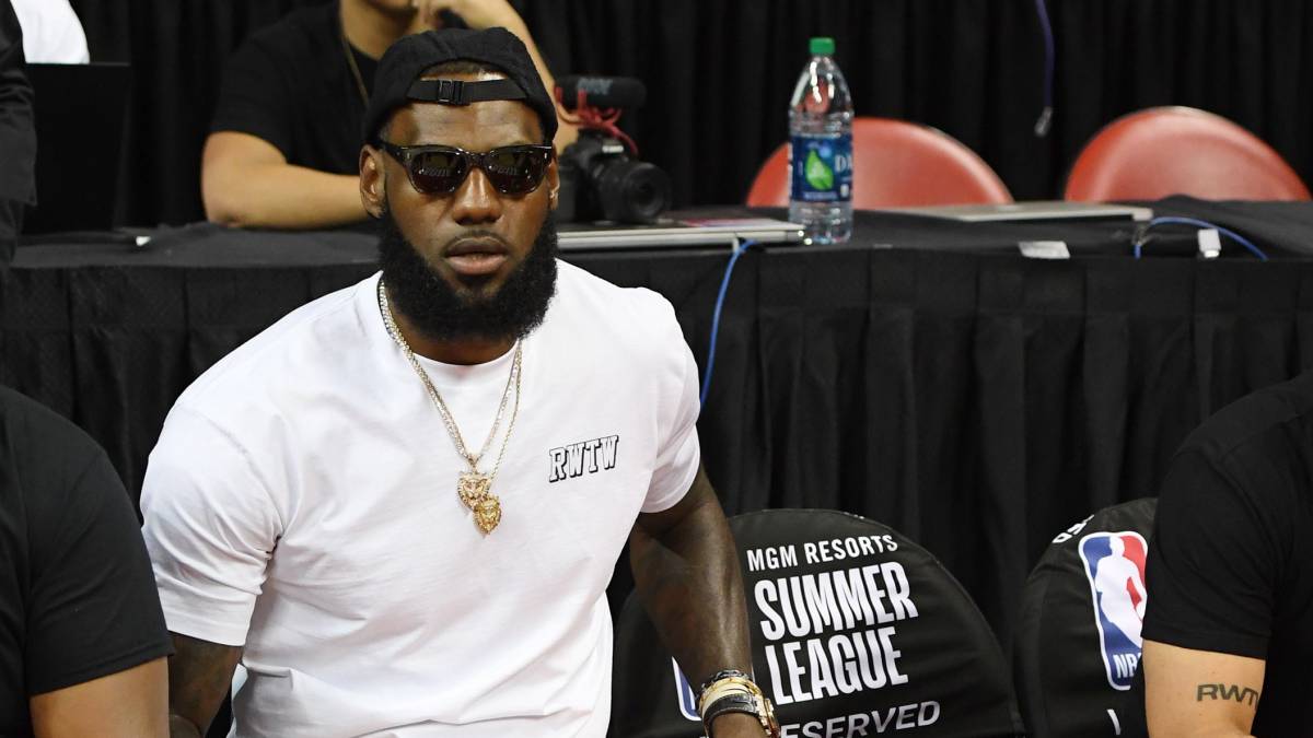 t shirt lebron james oro