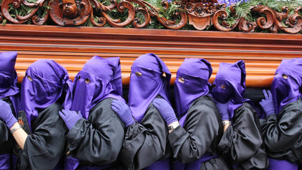 Fisioterapia para Semana Santa: consejos para costaleros Fisioterapia para Semana Santa: consejos para costaleros
