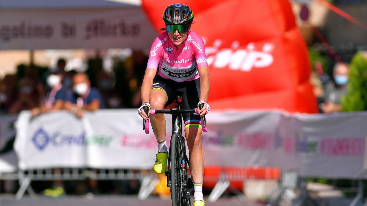 Banks-wins-the-fourth-stage-and-Van-Vleuten-remains-leader Banks-wins-the-fourth-stage-and-Van-Vleuten-remains-leader