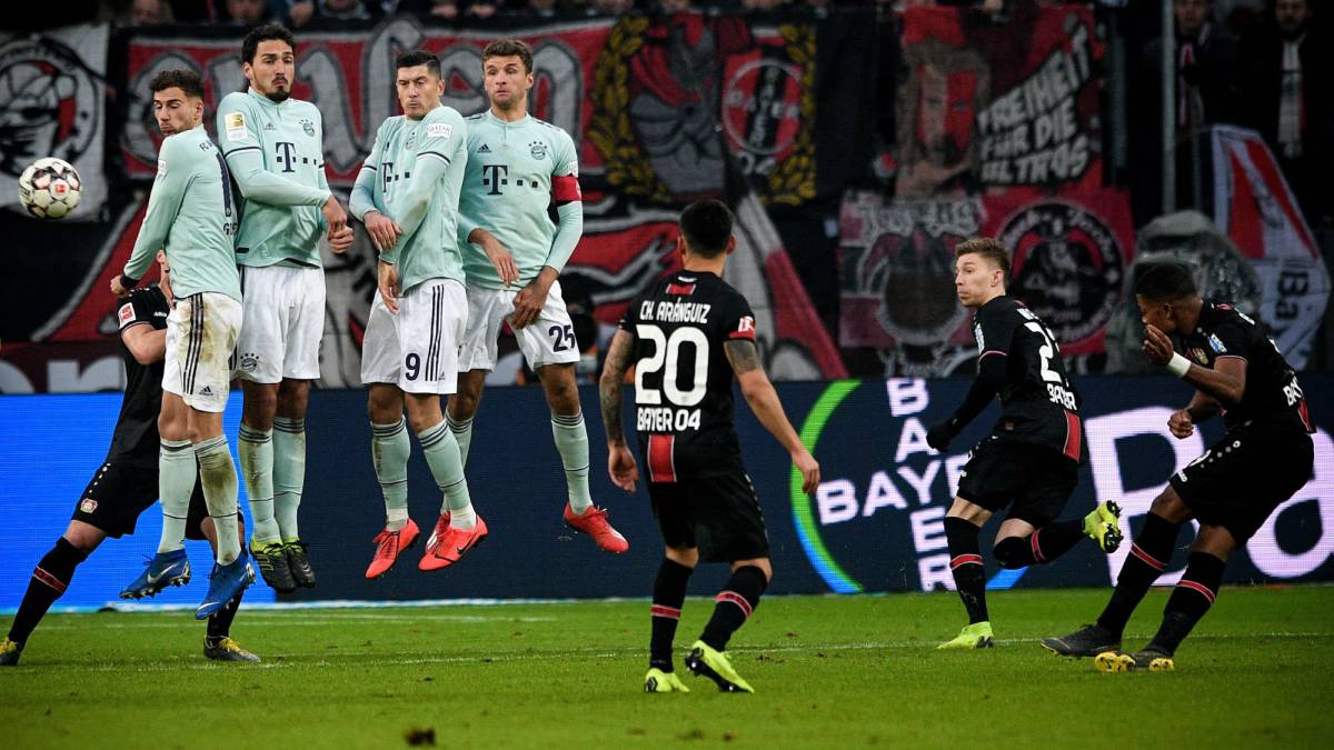 El Bayern pierde en Leverkusen (3-1) y cae a la tercera plaza