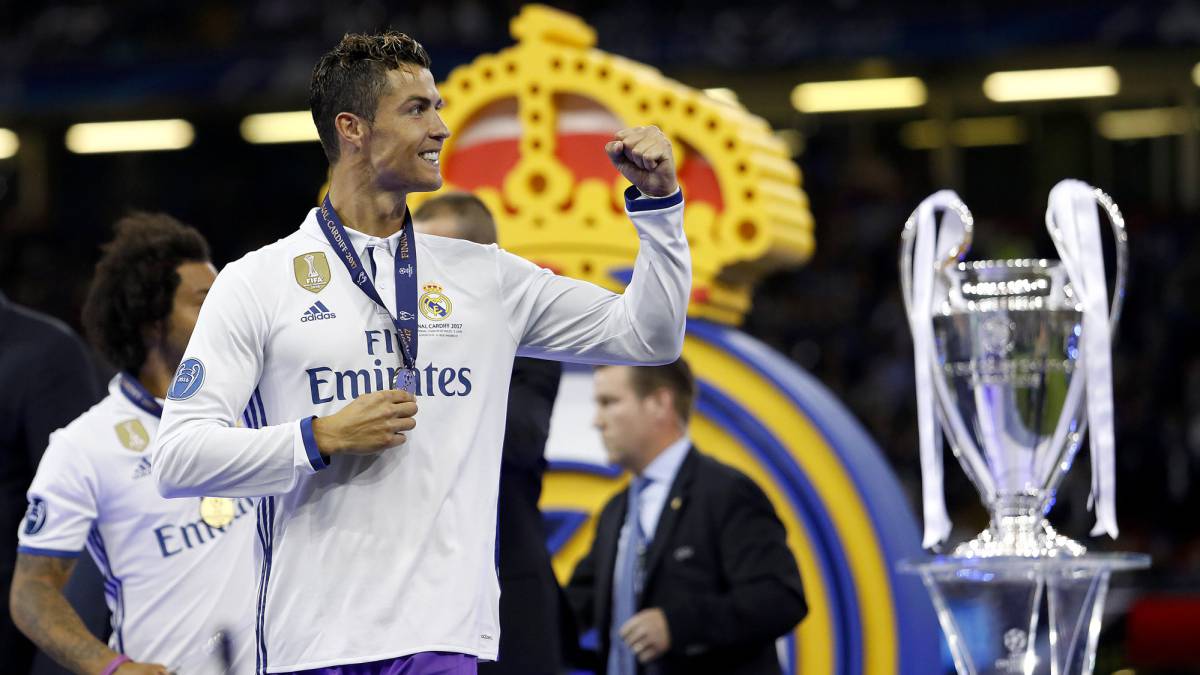 Cristiano Ronaldo is now a fully fledged No. 9 - AS English