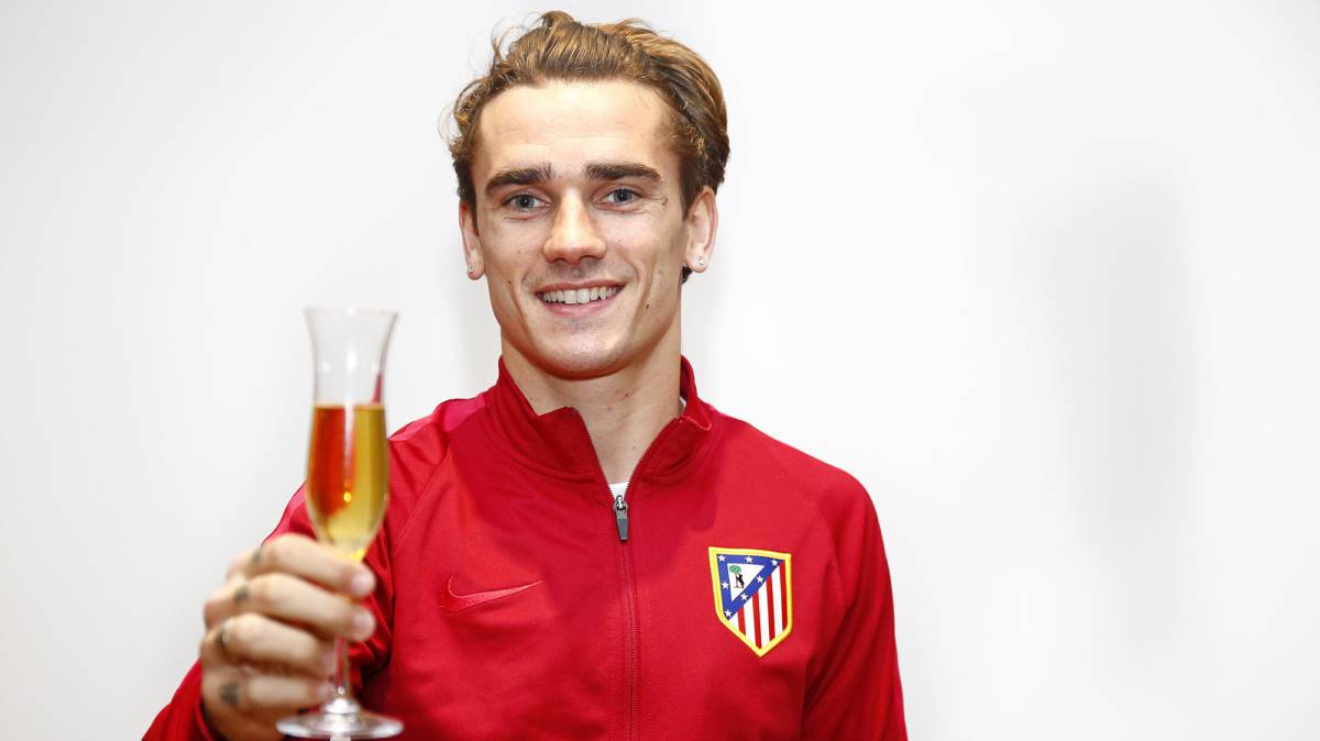 Griezmann: "Soy muy feliz en el Atlético, no me pregunten 