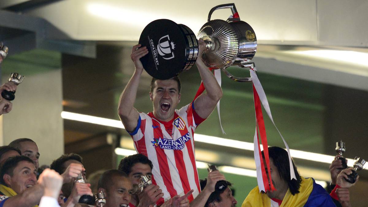 News am sport. Король кубков. Финал Кубка короля 2020 футбол ипснаия. Кубок короля Бахрейн.