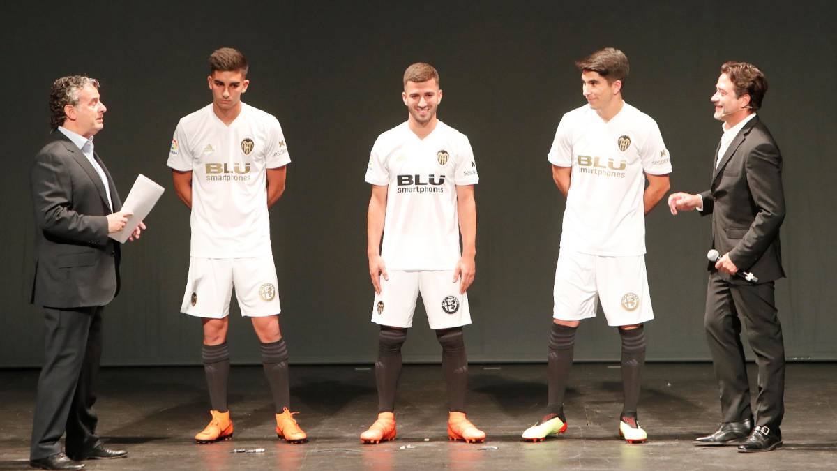 El Valencia ya tiene uniforme y canción del Centenario