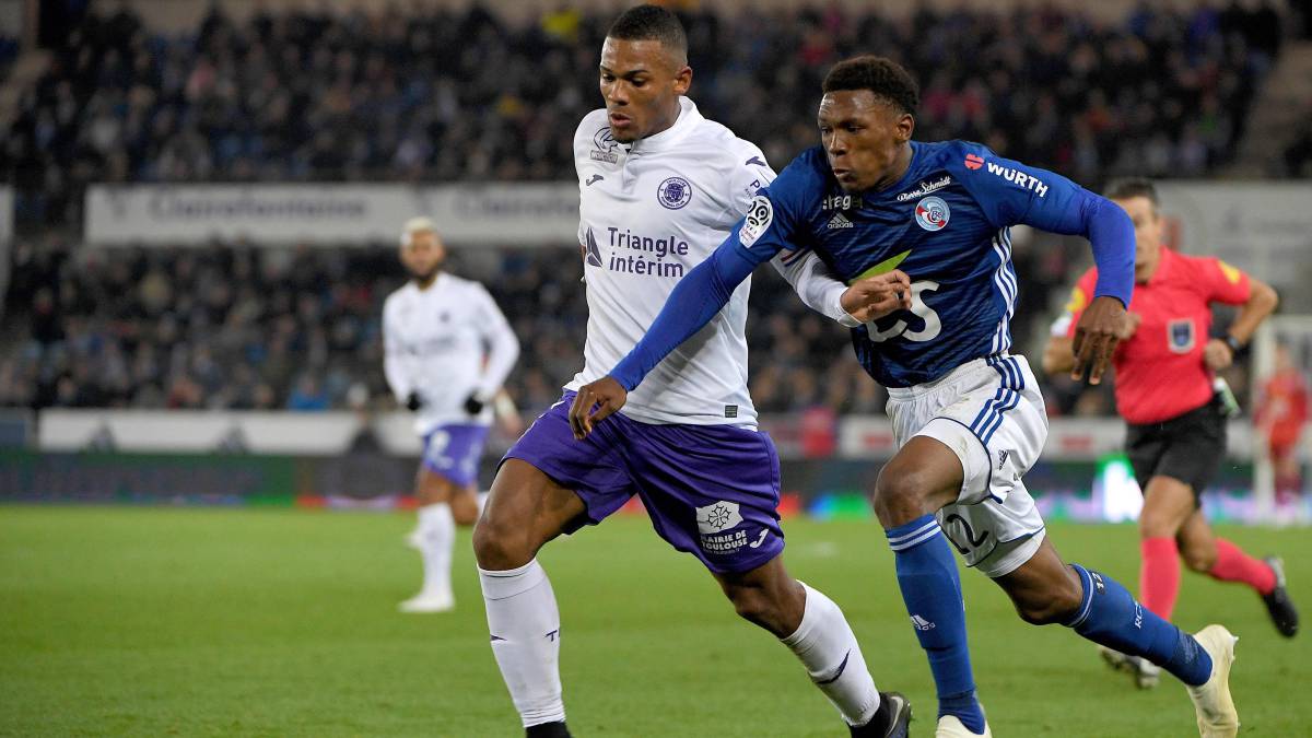 Jean-Clair Todibo en un partido con el Toulouse francés (AS) Jean-Clair Todibo en un partido con el Toulouse francés (AS)