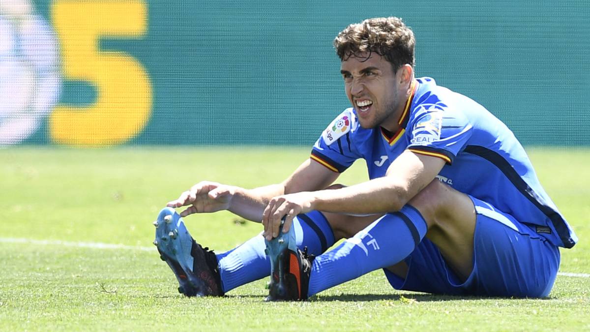 Bruno And Jaime Mata Low For Bordalas At The Camp Nou