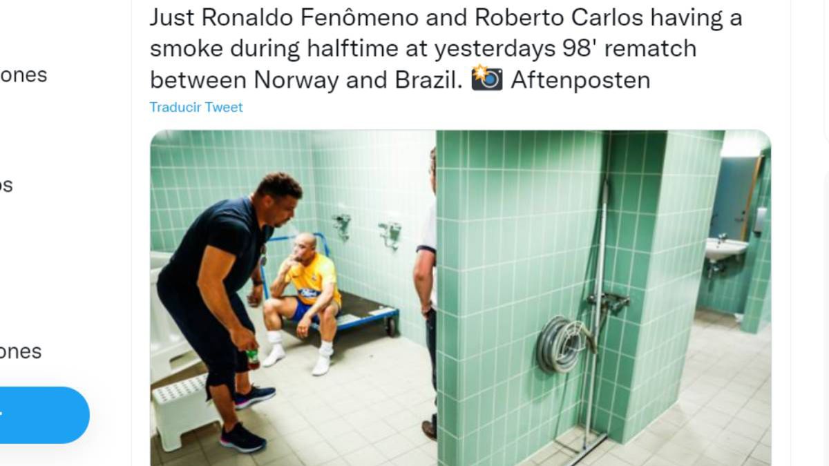 The-day-Ronaldo-and-Roberto-Carlos-smoked-a-cigarette-on-a-break