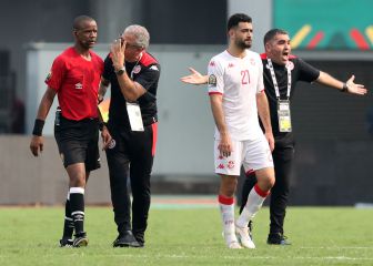 The Tunisia-Mali referee ended up in the hospital due to sunstroke thumbnail