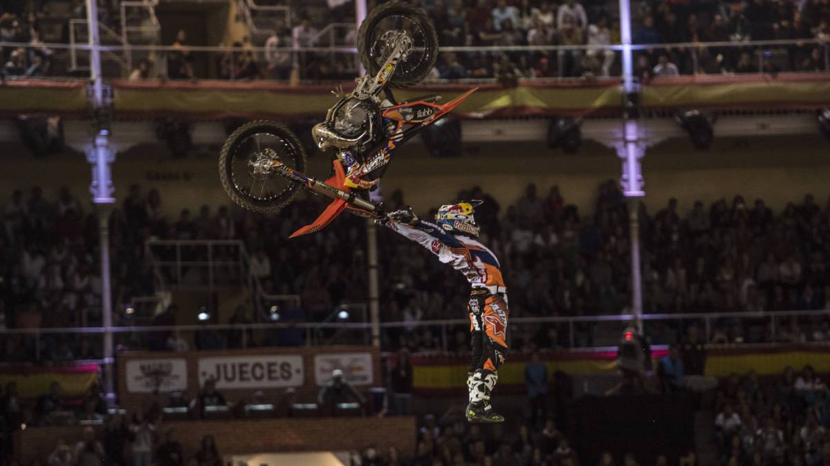 Red Bull X-Fighters: Levi Sherwood conquista Madrid - AS.com